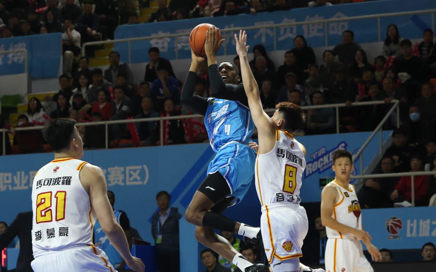 包含浙江队爆发神级表现，CBA季后赛被彻底压制，逆转的词条