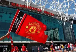 米兰体育注册-曼联惨败，欧冠淘汰赛资格岌岌可危