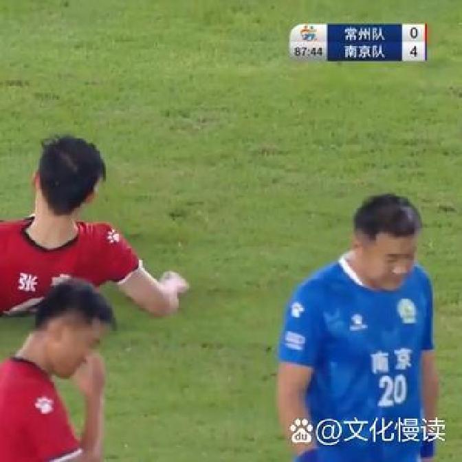 球场上的争夺将给观众带来无限精彩 球场上的争夺将给观众带来无限精彩