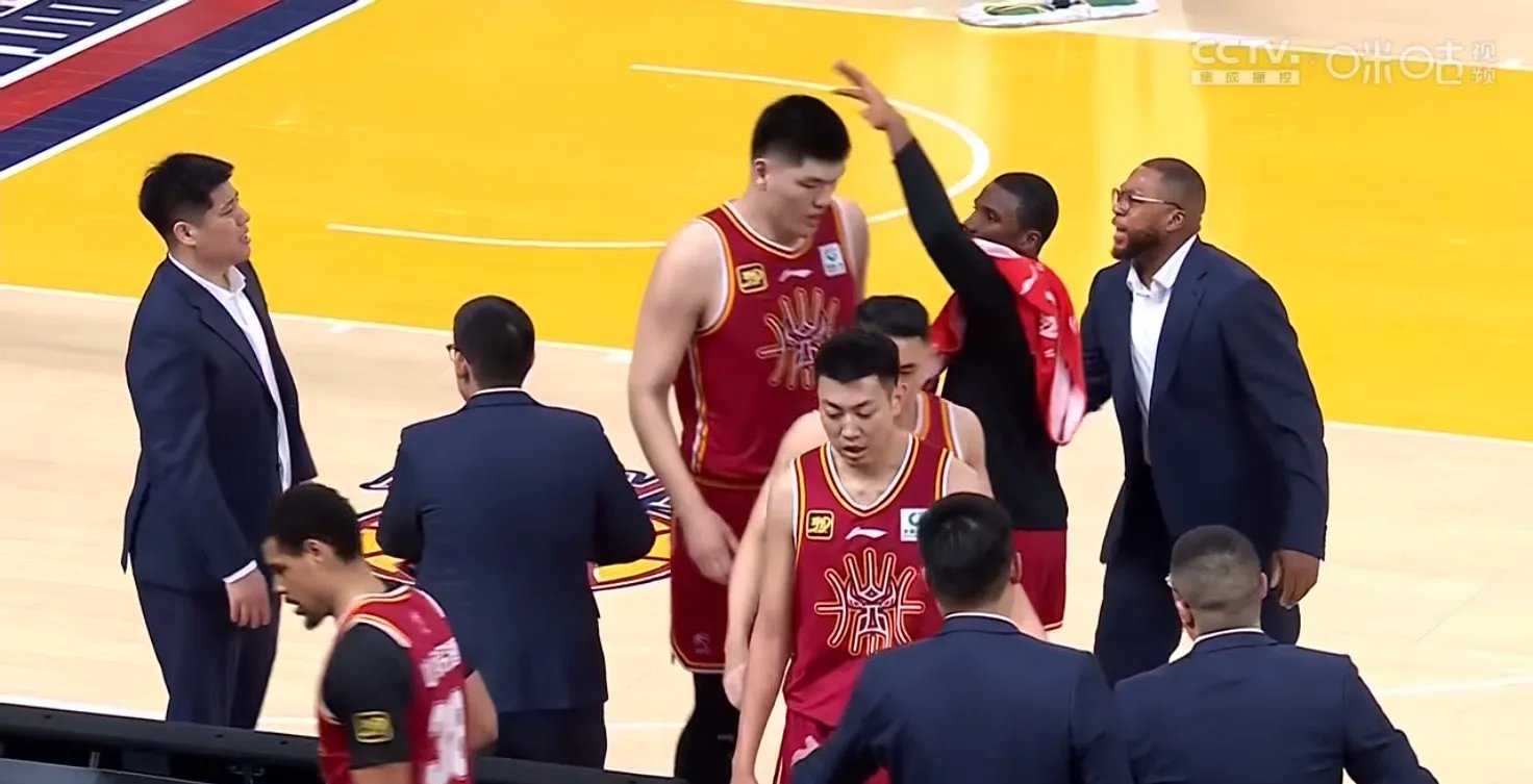 米兰体育培训-关于山西汾酒队在场上大获全胜，对手无法抵挡的信息