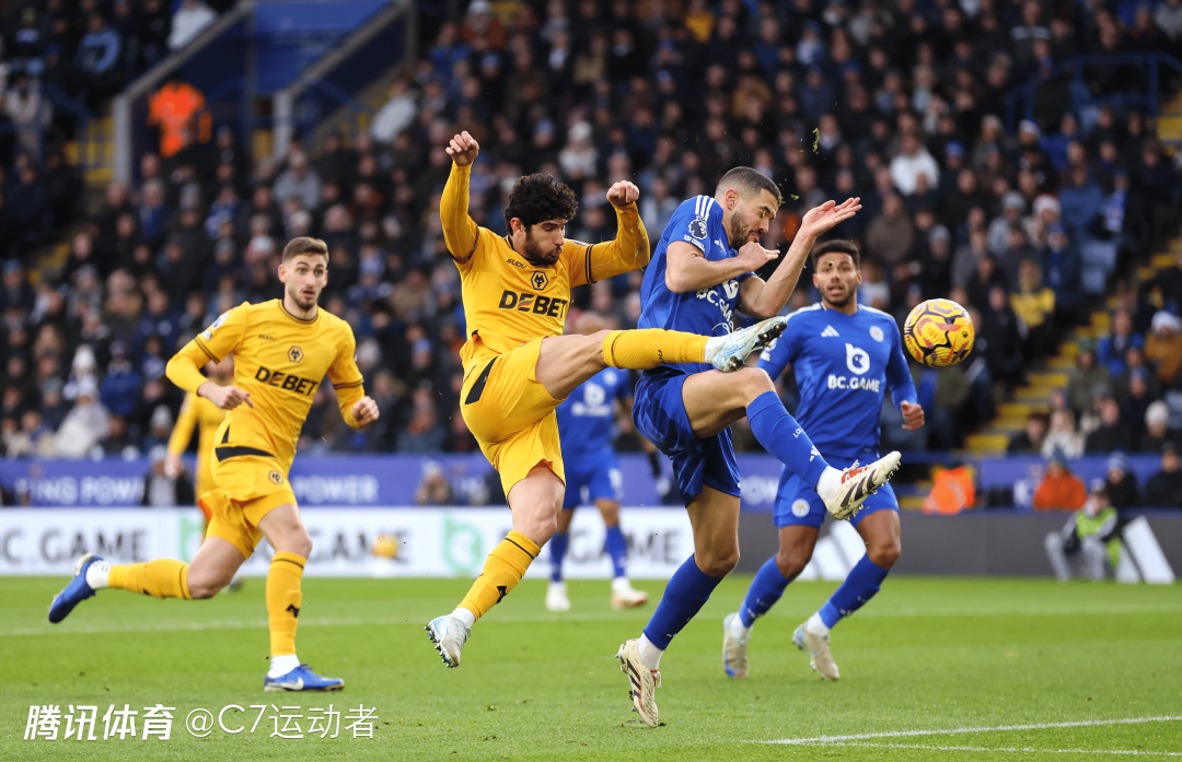 莱斯特城客场无功而返防守不力的简单介绍