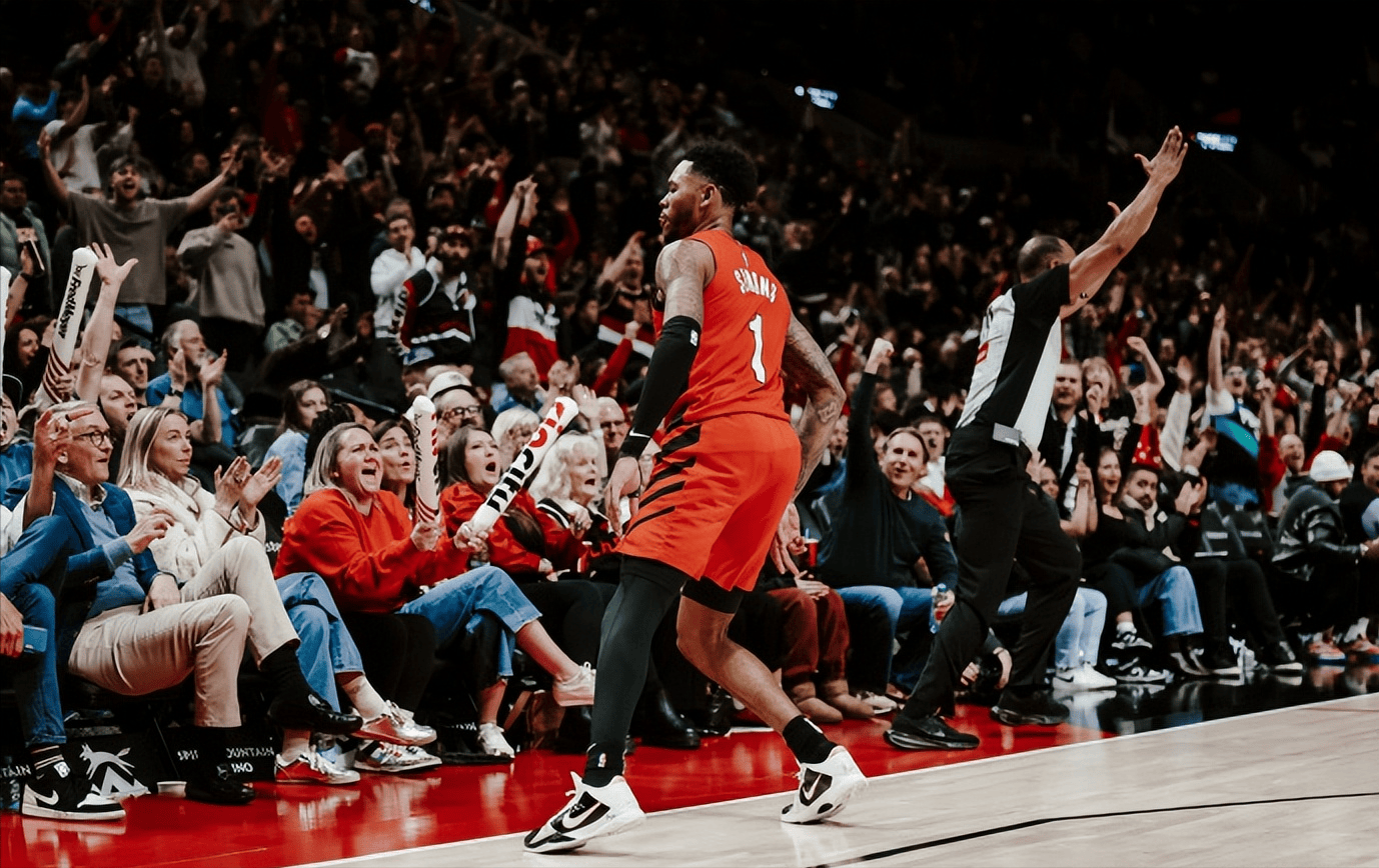 米兰体育直播-爵士击败开拓者，豪取三连胜