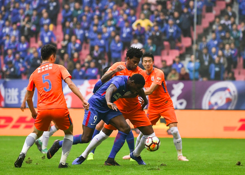 球队气势如虹，将力争在新赛季取得好成绩