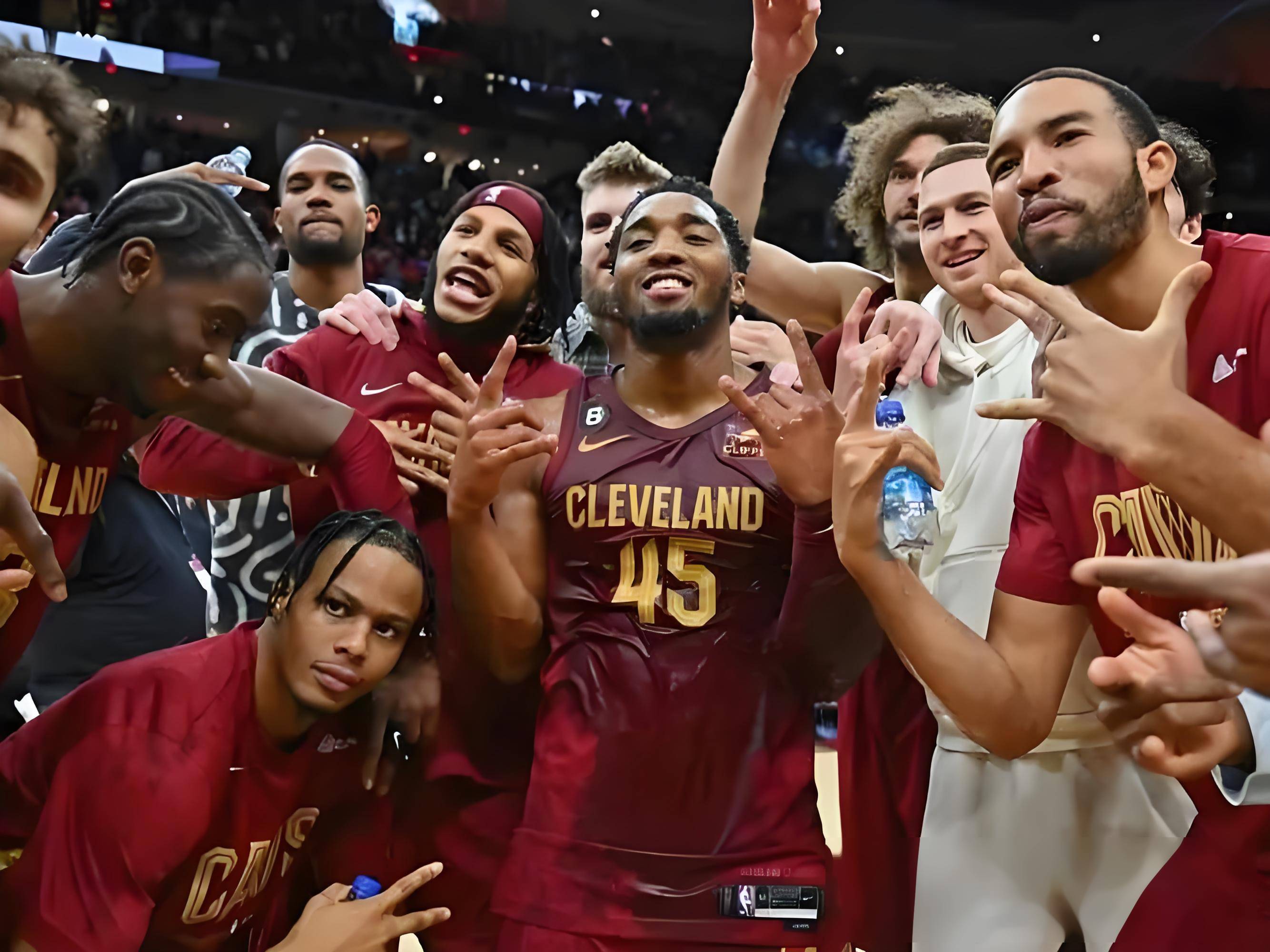 一支实力出众的球队在最新一轮比赛中再次展现了统治性