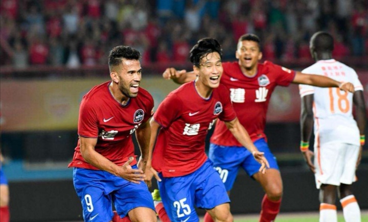 米兰体育教练-包含建业主场逼平恒大，展现出良好状态的词条